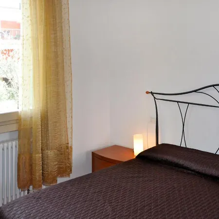 Le Camelie 136s * Lazise