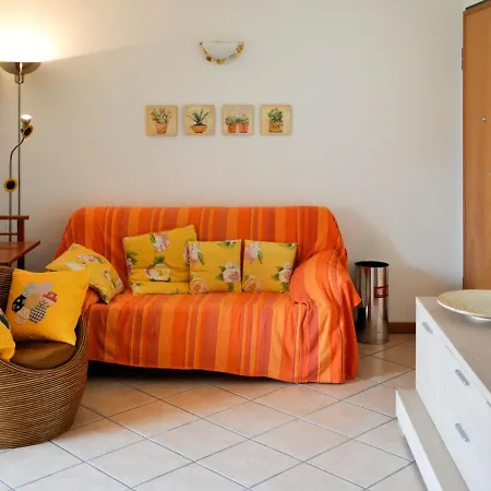 Le Camelie 136s * Lazise
