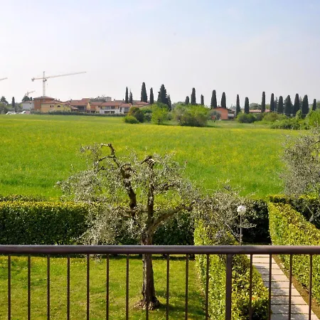 Le Camelie 136s * Lazise